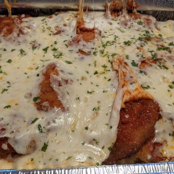 Amici Italian Grill Avon - Chicken parmigiana - Italian Near Me - Avon, Connecticut