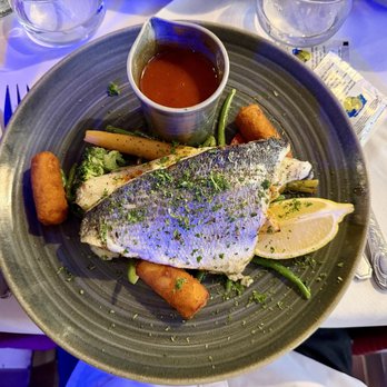 Lobster House - Grilled sea bream - Belgian Near Me - Brussels, BRU Lobster House - Grilled sea bream - Belgian Near Me - Brussels, BRU