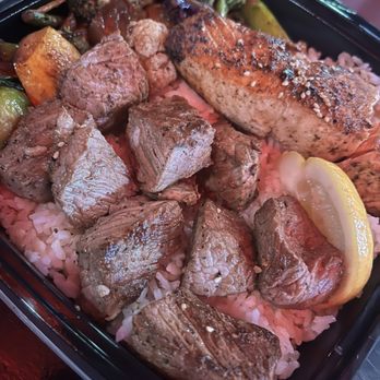 Hibachi Papi - Steak and salmon - Teppanyaki Near Me - Los Angeles, California