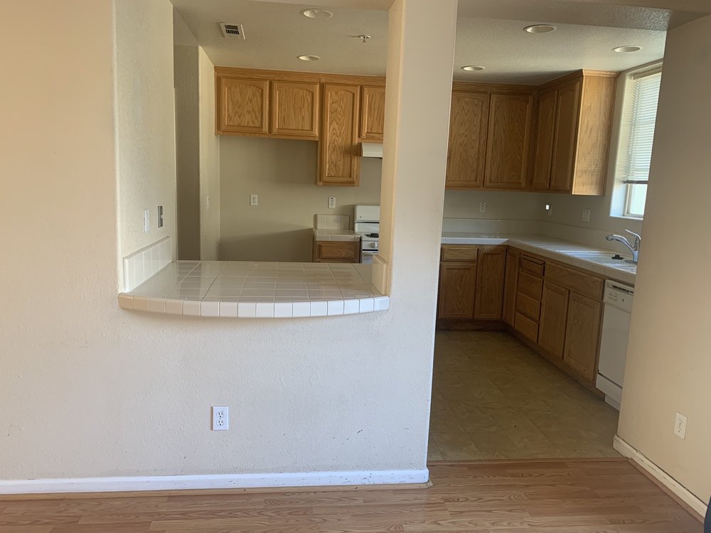 PARAMOUNT PROPERTIES Updated September 2024 44 Reviews 888 Munras