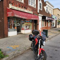 Hicksville Sweet Shop