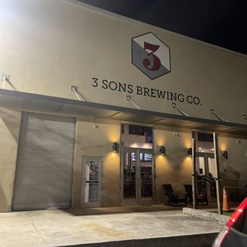 3 Sons Brewing - Outside - Breweries Near Me - Dania Beach, Florida