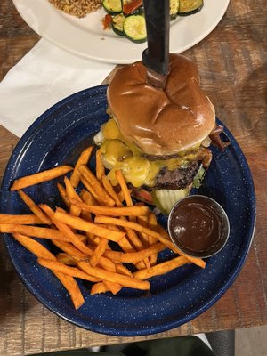 Longhorn Grill and Saloon by null