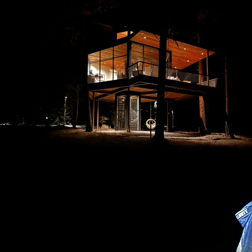 Paws Up Ranch - Luxury tree house! - Resorts Near Me - Greenough, Montana