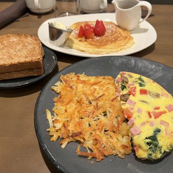 Third Star - a breakfast of eggs, hash browns and toast - Salad Near Me - Chicago, Illinois Third Star - a breakfast of eggs, hash browns and toast - Salad Near Me - Chicago, Illinois