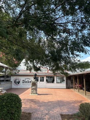 Cascade Hollow Distilling Co. (George Dickel Distillery) by null