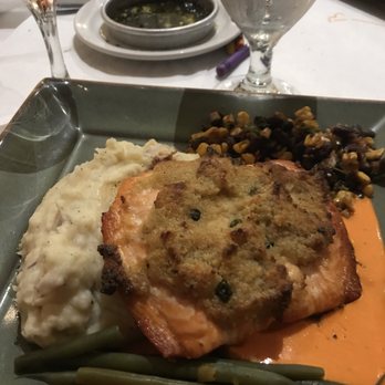 Traders - Horseradish encrusted salmon w mashed potatoes - Seafood Near Me - Sanibel, Florida Traders - Horseradish encrusted salmon w mashed potatoes - Seafood Near Me - Sanibel, Florida