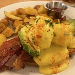Eggs Bennie Eggs Bennie