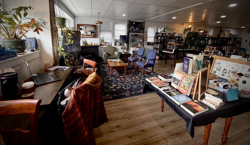 Spellbound Books Logo