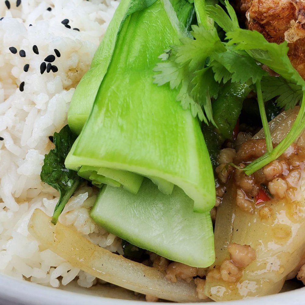 Summer Buffalo - Look at all that garlic!!!! Yum!!! - Thai Near Me - Burbank, California Summer Buffalo - Look at all that garlic!!!! Yum!!! - Thai Near Me - Burbank, California