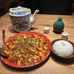 Mapo tofu, plum alcohol
