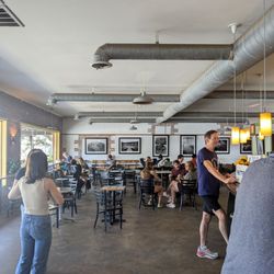 Open Eye Café - Seating area with tons of spots