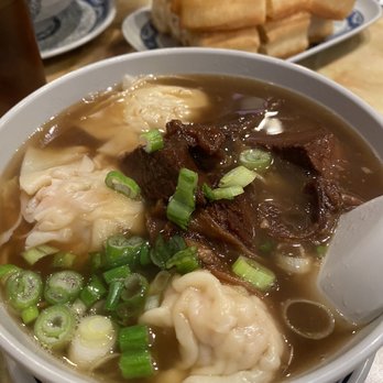 Mike's Noodle House - Wonton and Beef Brisket Noodle Soup and Chinese Donut - Cantonese Near Me - Seattle, Washington Mike's Noodle House - Wonton and Beef Brisket Noodle Soup and Chinese Donut - Cantonese Near Me - Seattle, Washington