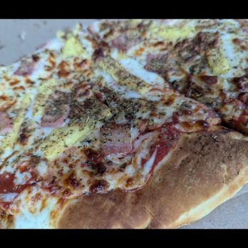 Sassafras Springs Vineyard - Pizza - Wineries Near Me - Springdale, Arkansas Sassafras Springs Vineyard - Pizza - Wineries Near Me - Springdale, Arkansas