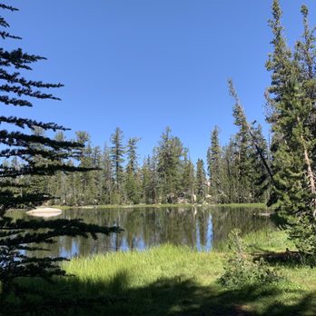 Cloud's Rest - The lake in the middle! - Hiking Near Me - Yosemite, California Cloud's Rest - The lake in the middle! - Hiking Near Me - Yosemite, California