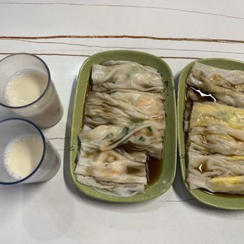 Steam Rice Roll King - Shrimp Rice Noodle Roll and Egg + Pork Rice Noodle Roll - Chinese Near Me - Portland, Oregon Steam Rice Roll King - Shrimp Rice Noodle Roll and Egg + Pork Rice Noodle Roll - Chinese Near Me - Portland, Oregon