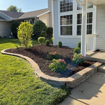 Lionel & Aurelio Landscape - the front yard of a home - Landscaping Near Me Lionel & Aurelio Landscape - the front yard of a home - Landscaping Near Me