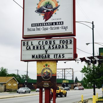 Pulqueria Midway - a sign for a mexican restaurant - Mexican Near Me - Chicago, Illinois Pulqueria Midway - a sign for a mexican restaurant - Mexican Near Me - Chicago, Illinois