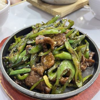 Modu Three Brothers - Signature Stir Fried Pork w/ Green Peppers - Chinese Near Me - Scarborough, Ontario Modu Three Brothers - Signature Stir Fried Pork w/ Green Peppers - Chinese Near Me - Scarborough, Ontario