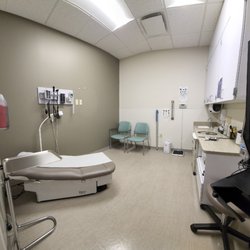 Providence Express Care Orenco - Exam room