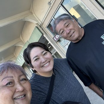 Aiea Pancake House - Good morning  Christmas Eve - Breakfast & Brunch Near Me - Aiea, Hawaii