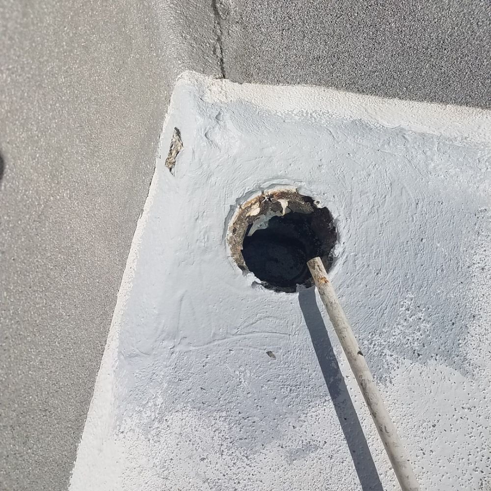 Slide of Oscar's Roofing