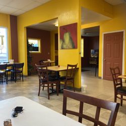 Alondras Restaurant - Inside