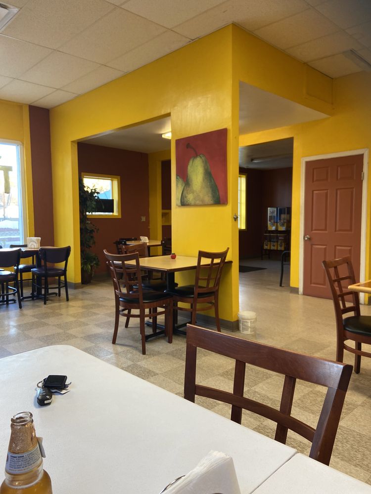 Alondras Restaurant
