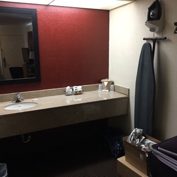 Red Roof Inn - Sink area - Hotels Near Me - San Dimas, California Red Roof Inn - Sink area - Hotels Near Me - San Dimas, California