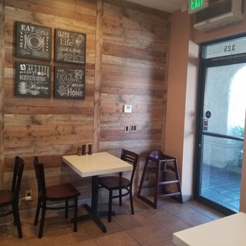 Roobic's Cafe - Inside seating area. - Mediterranean Near Me - Glendale, California