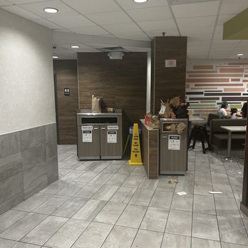 McDonald's - Fast Food Near Me - Ridgewood, New York