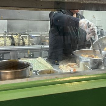 Wingstop - Gross window but food prep was good - Chicken Wings Near Me - New Braunfels, Texas