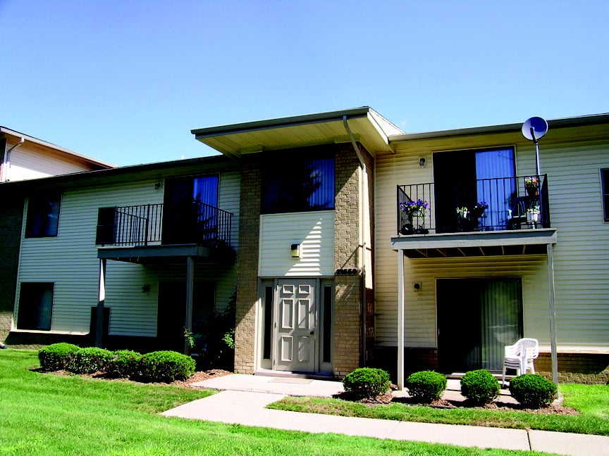 STONERIDGE MANOR 31544 Freedom Rd, Farmington Hills, Michigan