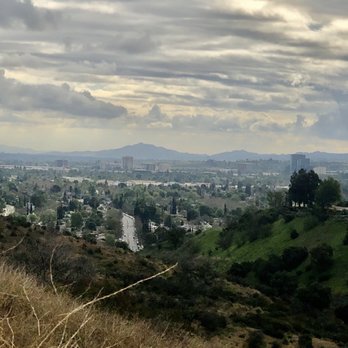 Cave of Munits - Hiking Near Me - West Hills, California Cave of Munits - Hiking Near Me - West Hills, California