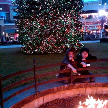 The Gateway - Wintertime at The Gateway. - Shopping Centers Near Me - Salt Lake City, Utah