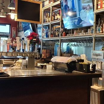 Bad Daddy's Burger Bar - Great Beers on tap. I enjoyed a cider - Burgers Near Me - Murfreesboro, Tennessee