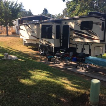Hoodoo's Dexter Shores RV Park - RV Parks Near Me - Dexter, Oregon Hoodoo's Dexter Shores RV Park - RV Parks Near Me - Dexter, Oregon