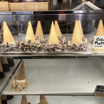 Emack & Bolio's Fort Greene - Ice Cream & Frozen Yogurt Near Me - Brooklyn, New York