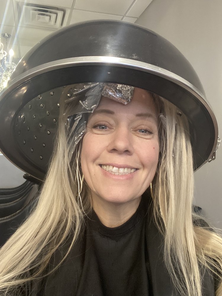 STUDIO 573 SALON Updated June 2024 17 Photos 629 Maple Valley Dr, Farmington, Missouri