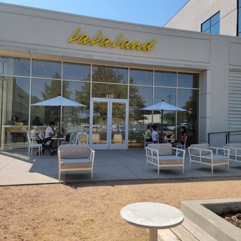 La La Land - Outdoors area before entering Lalaland - Coffee & Tea Near Me - Addison, Texas La La Land - Outdoors area before entering Lalaland - Coffee & Tea Near Me - Addison, Texas