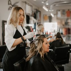 Calm Spa and Salon