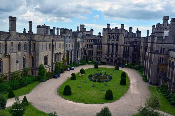 Arundel Castle by null