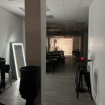 NeeKhalee Master Suite - Venues & Event Spaces Near Me - Pittsburgh, Pennsylvania