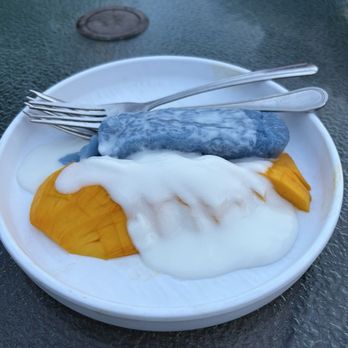 Zab Zab Thai Cuisine - Mango sticky rice - Thai Near Me - Monterey, California Zab Zab Thai Cuisine - Mango sticky rice - Thai Near Me - Monterey, California