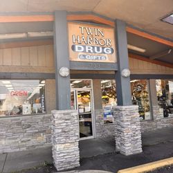 Twin Harbor Drug - Storefront