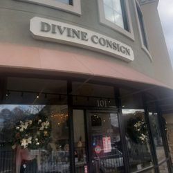 Divine Consign - Store front