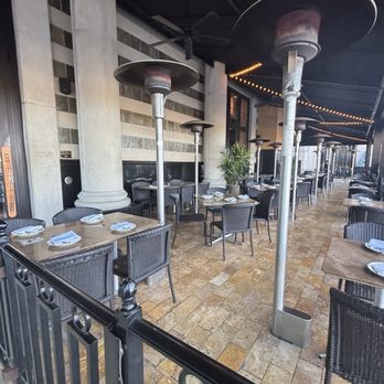 The Cheesecake Factory - Outdoor Seating Area - Desserts Near Me - Orlando, Florida
