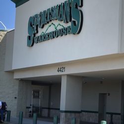 Sportsman's Warehouse