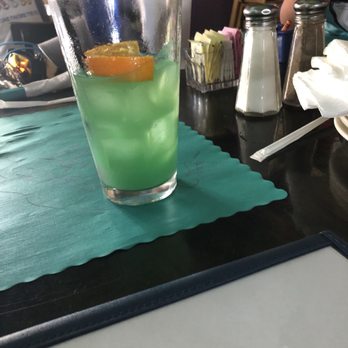 Hurricane Mo's - Bars Near Me - Kitty Hawk, North Carolina