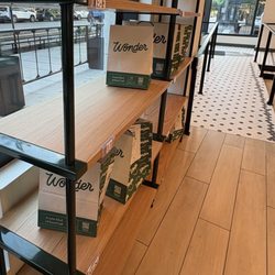 Wonder Rosslyn - Pick Up Area